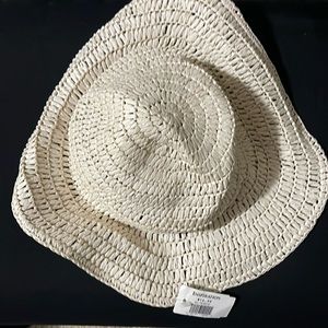 NWT.. Inspiration straw hat
